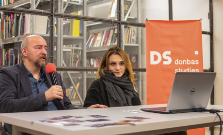 У Києві презентували проект про сімейні фотоісторії луганчан: троїчани можуть приєднатися