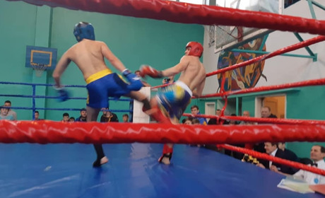 Кикбоксеры Торецка привезли с чемпионата области 24 медали