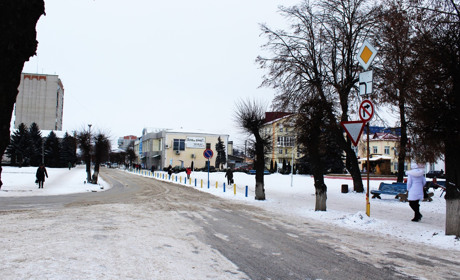 Чи потрібна барчанами пішохідна зона біля Центру дозвілля: опитування 