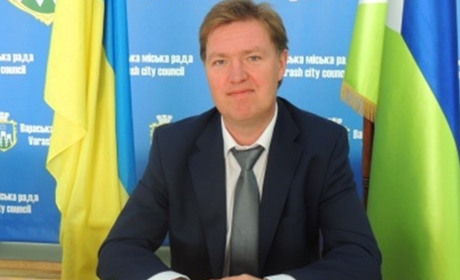 Секретар міської ради Вараша Олександр Мензул прокоментував рішення апеляційного суду по  Анощенку