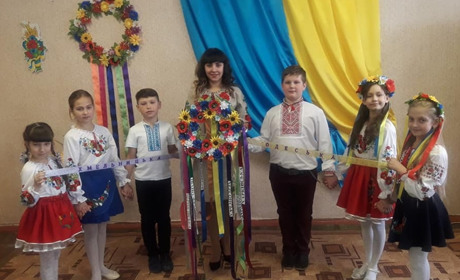 Як троїчани відзначили сотий День Соборності України