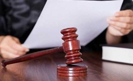 Таксист-нелегал заплатить штраф