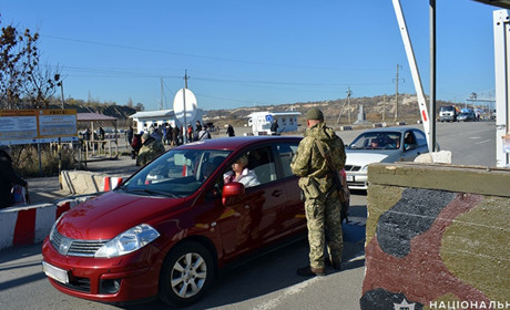 Жінка, яка працювала у виправній колонії “ДНР”, добровільно здалась волноваській поліції