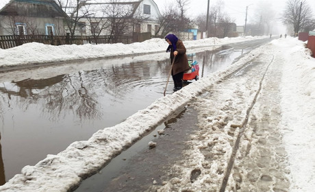 Менські вулиці перетворюються на водойми. Фотофакт
