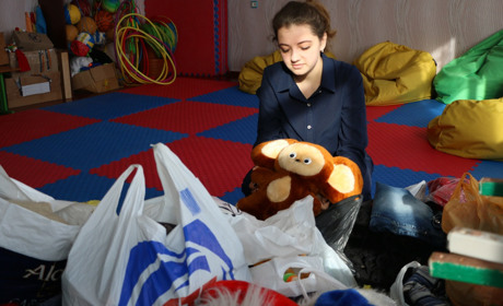 У Попаснянській школі збирають речі та іграшки для дітей зі школи-інтернату 