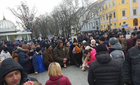 Влада - обличчя народу. Доведено одеськими пранкерами, які "кинули" тітушок
