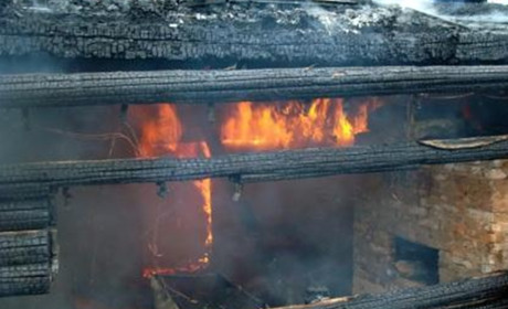Нижньосірогозькі рятувальники ліквідували пожежу в Першопокровці