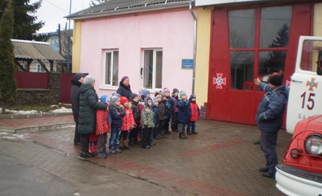 Для барських малюків організували екскурсію в пожежну частину: як це було