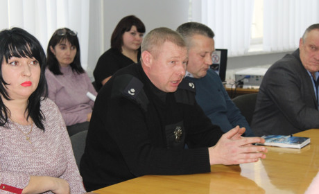 Барські активісти підняли питання боротьби з продажем та вживанням наркотиків