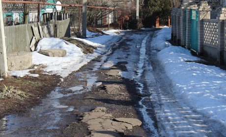 Петицію щодо ремонту дороги зареєстрували у Волновасі