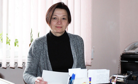 Що може жінка? Менянка Тетяна Майстренко підіймає важку штангу і записалася до військового резерву