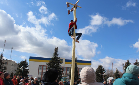 Як барчани святкували масниці: Фоторепортаж 