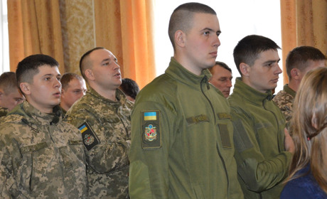 У Сватовому відзначили День українського добровольця