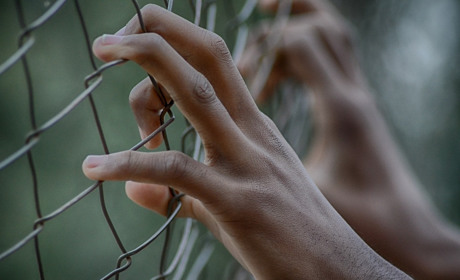 Двоє жителів Сватівського району отримали 10 років ув'язнення на двох за напад на таксистку