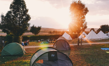Підлітків Торецька запрошують до літнього табору на березі моря