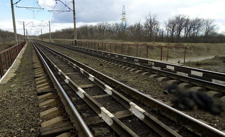 У Волноваському районі загинув чоловік, потрапивши під електропоїзд 