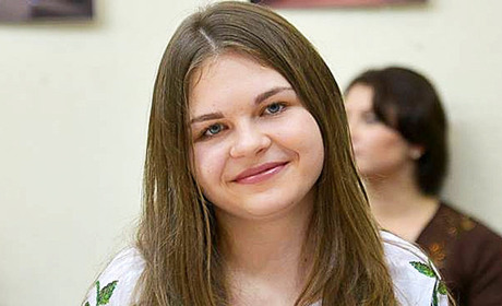 Перше місце на олімпіаді з української мови – в одинадцятикласниці з Рафалівки Софії Бабік