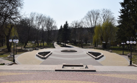 Чортків причепурюється до Великодніх свят