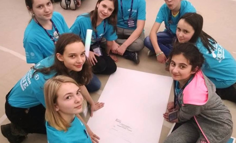 З біології в Україні  — перші, з історії та  креативу  — другі, на міжнародному конкурсі — теж   