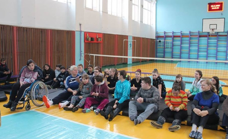 14 квітня у спортивній залі Барської школи №1 відбудеться гра «Сидячий волейбол» 