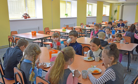 Революція у шкільних їдальнях Жмеринки: діти харчуються по-новому