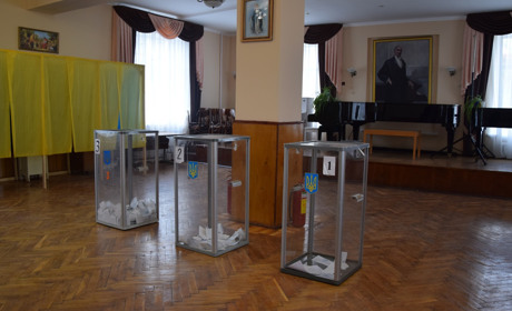 Країна не має мовчати: чому чортківчани прийшли на вибори Президента сьогодні