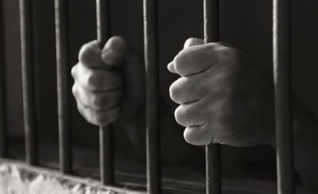 За крадіжку і розбійний напад на жительку села Будьки потрапив на 7 років за грати