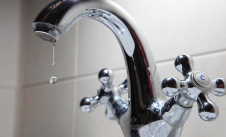 У Жмеринці на 2 години відключають воду: тривають аварійні роботи