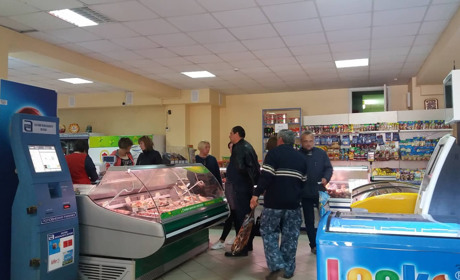 По магазинах: у скільки обійдеться великодній кошик і чи подорожчав він порівняно з минулим роком