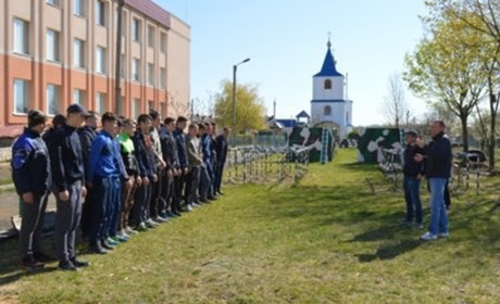 У Володимирецькому колегіумі для учнів 11 класів провели навчально-польові збори