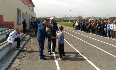 У Володимирці відбулись змагання з легкої атлетики, на яких суперничали учні із шкіл усього району