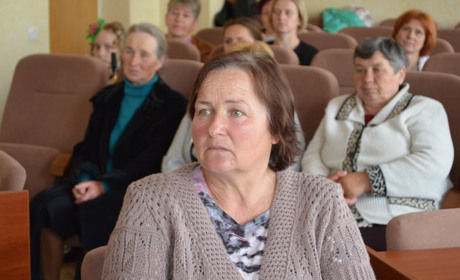 Концерт і подарунки: районна влада орагнізувала свято на честь Матері