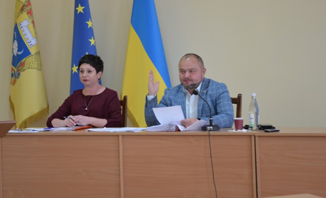 Біля собору Верховних Апостолів Петра і Павла міста Чорткова облаштують парковку для автомобілів