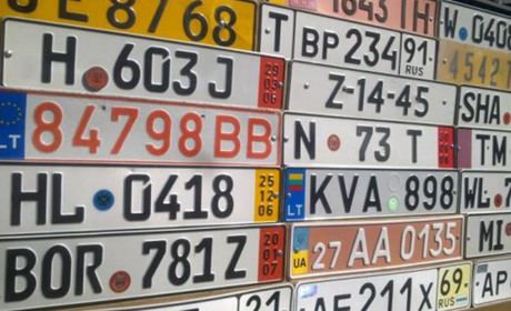 За «євробляхи» не штрафуватимуть до Дня незалежності