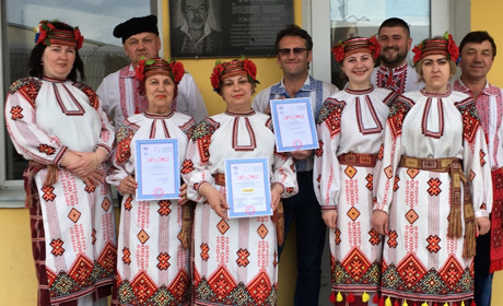 Фольклорний ансамбль імені Володимира Ножки переміг на Міжнародному фестивалі у Празі