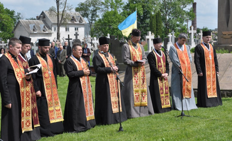 Разом зі всією Україною Чортківщина віддала шану жертвам політичних репресій