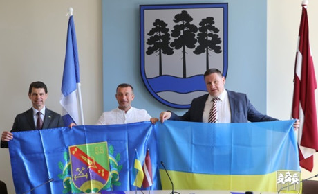 Попасняни підписали першу міжнародну угоду про співробітництво 