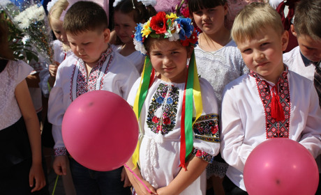 Огляд соцмереж: Свято Останнього дзвоника в Троїцькому районі