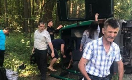 Чому перекинулась маршрутка у Сновському районі на Чернігівщині?