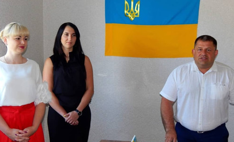 Керівник освіти Менської ОТГ пішов до війська. Призначено нову очільницю