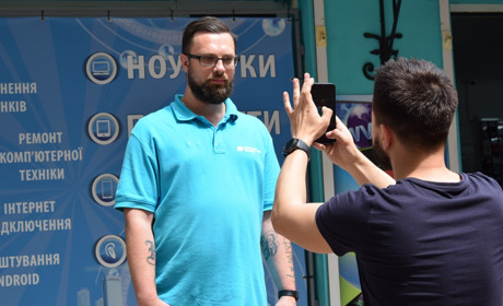 Тестуємо доступний смартфон Xiaomi Redmi 7, який сторицею виправдає кожну витрачену на нього гривню