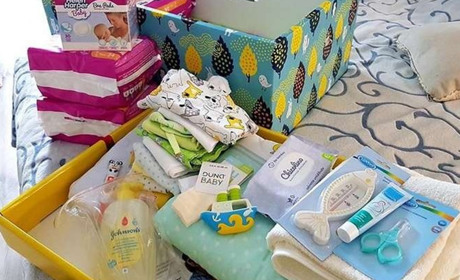 Мами отримають оновлені «пакунки малюка» 