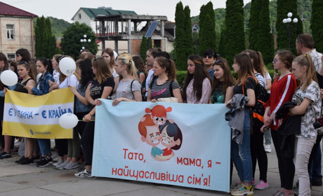Учасників Хресної ходи «На захист життя і сімейних цінностей» з кожним роком стає більше
