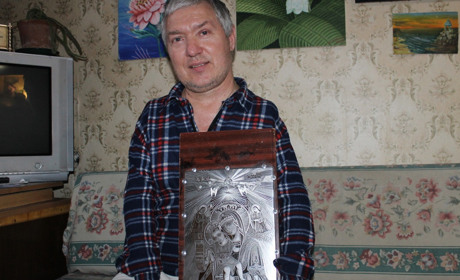 Гуляйпільський художник Григорій Тищенко — про нову ікону, гравійовану на металі, та майбутні плани