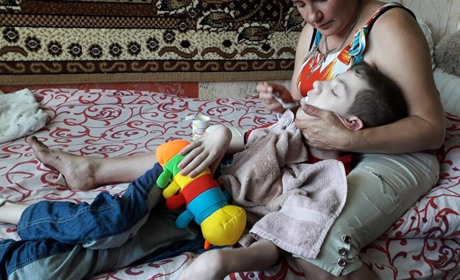 Дитина з діагнозом ДЦП з прифронтового Північного потребує допомоги 