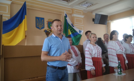 У Володимирці державних службовців району привітали із професійним святом 