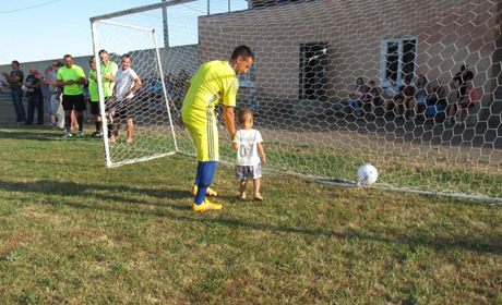 Чотири футбольні команди змагаються за кубок чемпіонату Троїцької громади  