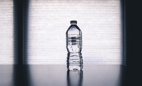#BottleCapChallengе: Стейтем зміг, а ти?