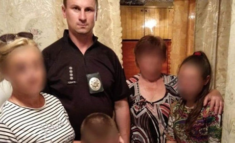 В Тошковке полиция изъяла двух детей из семьи: известна причина