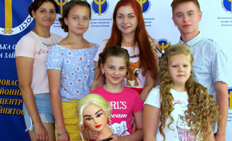Олександр Бараніченко провів майстер-клас з вечірніх зачісок